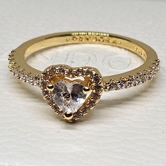 Pandora ring size 9 - Picture 1 of 2